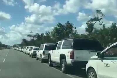 Protestan contra Uber taxistas de Cancún