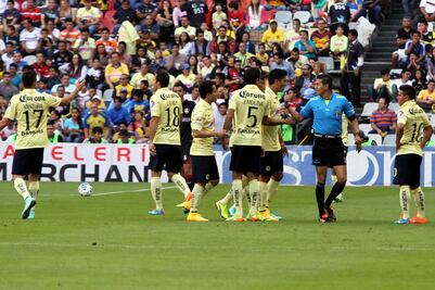 Arbitrajes polémicos en finales de América