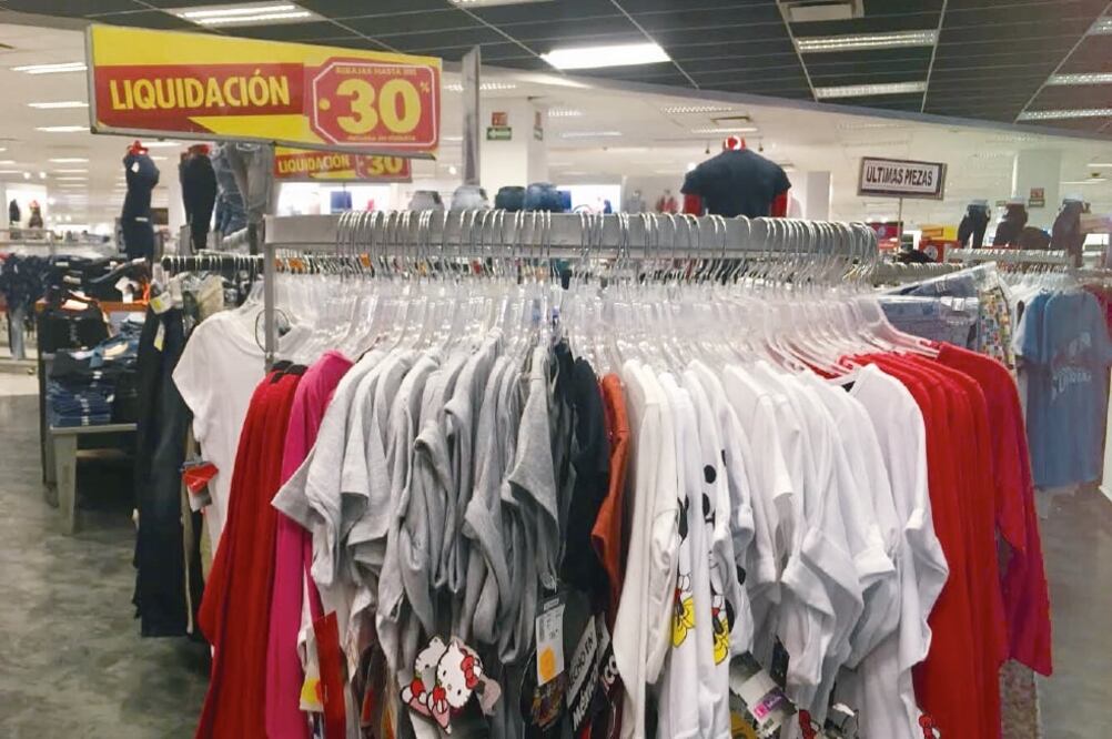 Sandra recuerda que para llevarse tres pantallas un día les armaron todo un show (BERENICE FREGOSO)