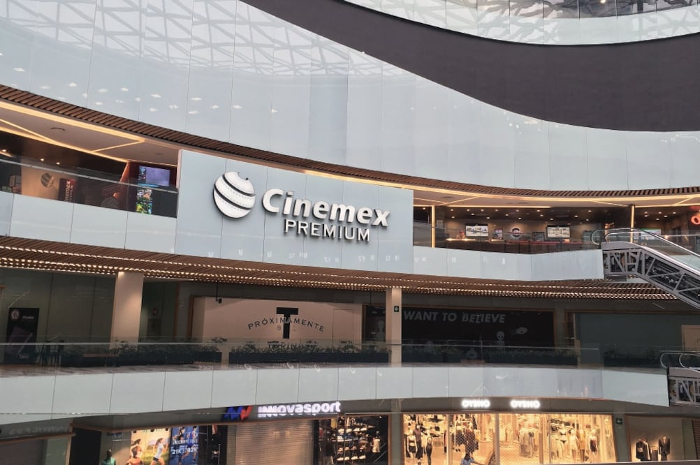 Los cines estarán abiertos, salvo los que estén dañados o no tengan el visto bueno de Protección Civil, informó Cinemex. (ALEJANDRO ACOSTA. EL UNIVERSAL)