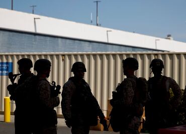 EU ahora despliega 200 marines en Florida; apoyarán en redadas migratorias, dice gobierno