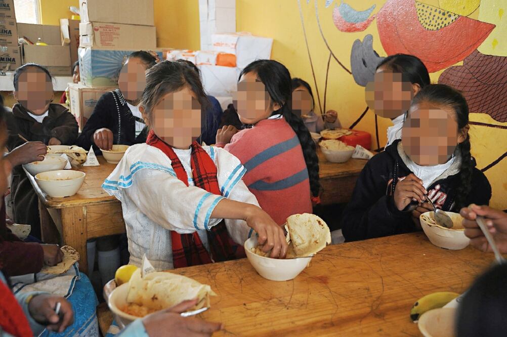 La Comisión Nacional de los Derechos Humanos solicitó rehabilitar y mejorarlas casas y comedores para indígenas (ARCHIVO EL UNIVERSAL)