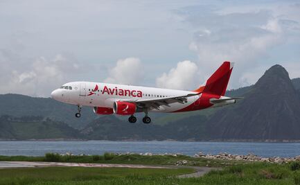 Avianca cancela vuelo a El Salvador y agradece al presidente por alertar "casos de Covid-19"