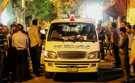 Derrumbe de edificio de 14 pisos en Egipto deja al menos 3 muertos