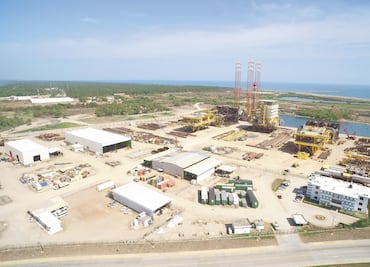 Revelan a responsables de construir Dos Bocas