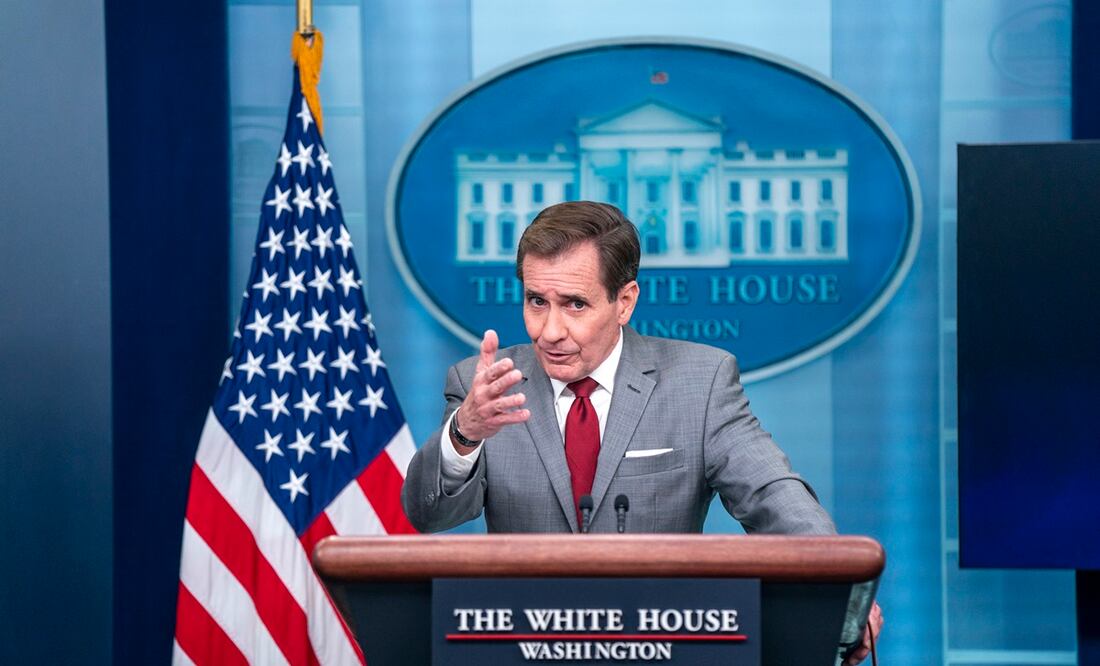 El portavoz del Consejo de Seguridad Nacional, John Kirby, habla durante una sesión informativa en la Casa Blanca. Foto: AP