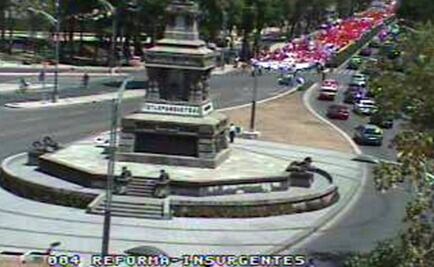 Marchan mujeres campesinas por Reforma hacia Segob