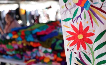 Alcalde demanda se decreten los bordados de Tenango como patrimonio artesanal