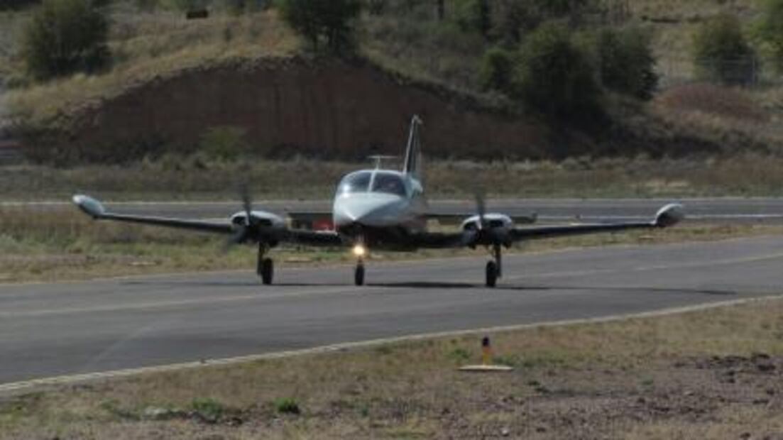 AMLO usa avioneta privada en gira
