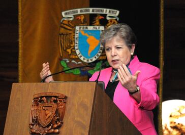 Secretaria de Cepal, Alicia Bárcena, participó en el Movimiento del 68