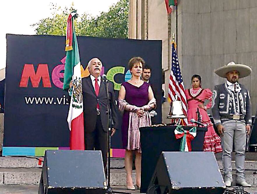 Las autoridades informan que Carlos Bello Roch decidió retirarse tras 50 años de trabajo en el sector público y privado; sin embargo, la Secretaría de la Función Pública asegura que continúa con las pesquisas en su contra (ARCHIVO EL UNIVERSAL)