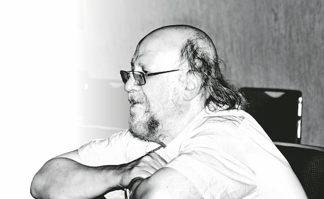 Editan "Romancero en América", obra póstuma y monumental del filólogo Aurelio González