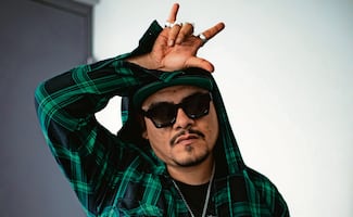 Aczino lleva su batalla del barrio a los esports