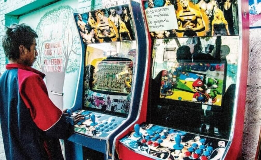 Mexican drug cartel kills 9 at arcade in Uruapan, Michoacán