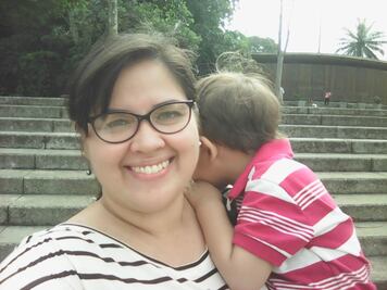 Darán mil becas para que madres solteras salgan de la pobreza