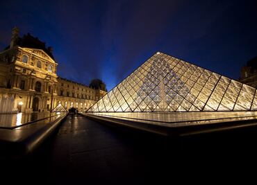 Lo que no sabías sobre la pirámide del Louvre, en su aniversario 30