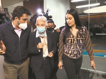 Olga va a quitarle poder a Monreal: analistas