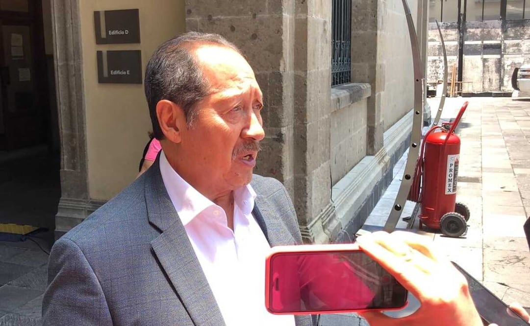 Se defiende Leonel Godoy; señala que los detenidos por el asesinato de Manzo, son gente del Movimiento del Sombrero. Foto: Alberto Morales / EL UNIVERSAL