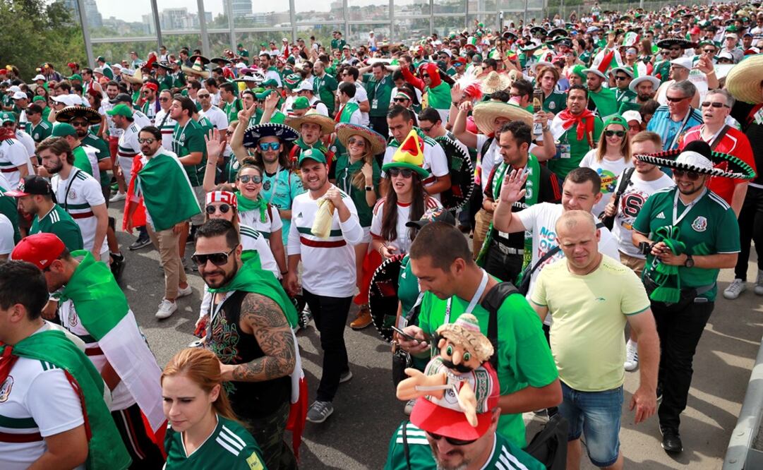 Aficionados mexicanos en Rusia. Foto: EFE
