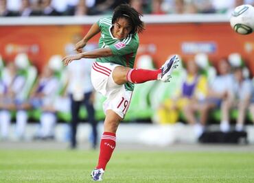 Meet the Mexican soccer player who scored the best goal in history