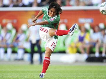 Meet the Mexican soccer player who scored the best goal in history