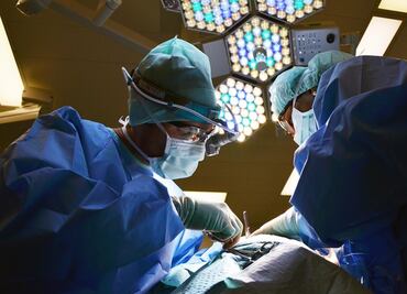 Defienden trasplante de corazón de cerdo a humano