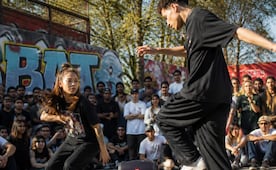 ¿Qué es “farmear aura” y por qué se volvió viral? El significado de la expresión que usa la Generación Z