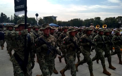 Adelantan una hora el desfile militar del 16 de septiembre