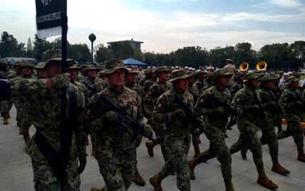 Adelantan una hora el desfile militar del 16 de septiembre