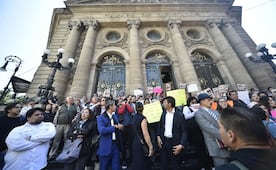 Trabajadores sindicalizados bloquean acceso al Congreso de la CDMX; exigen mejores condiciones laborales