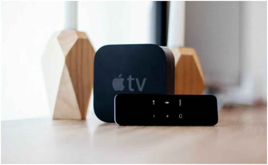 El presidente ejecutivo de Apple, Tim Cook, dijo en junio que el servicio en línea de Amazon estaría disponible en dispositivos de Apple más tarde en el año.