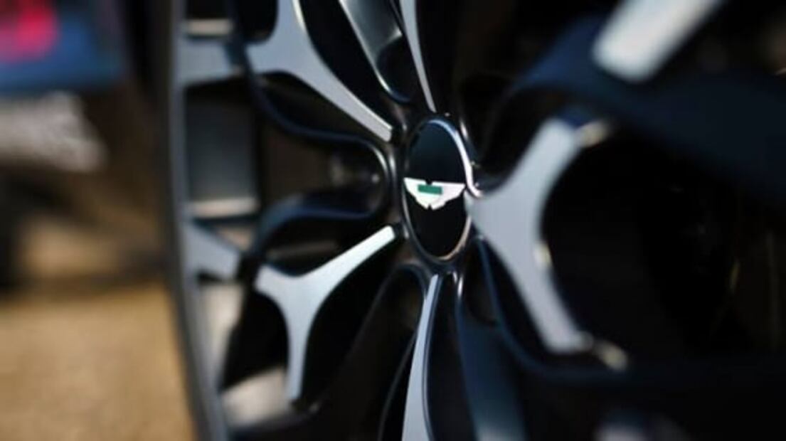 El multimillonario Lawrence Stroll invierte 660 mdd en Aston Martin