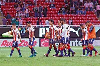 Chivas quedan "hipotecadas"