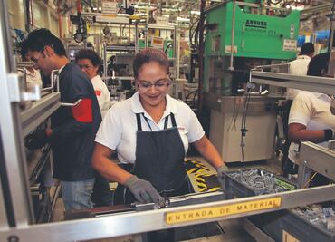 Economía crece y se disipa riesgo de recesión