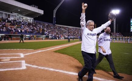 AMLO inaugura estadio de beisbol en Guasave