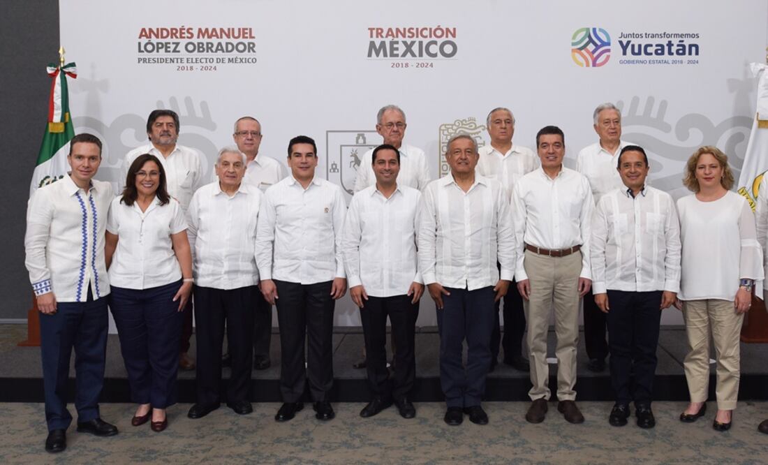 El presidente electo, Andrés Manuel López Obrador estuvo en Yucatán para abordar el proyecto del Tren Maya. Foto: Cortesía