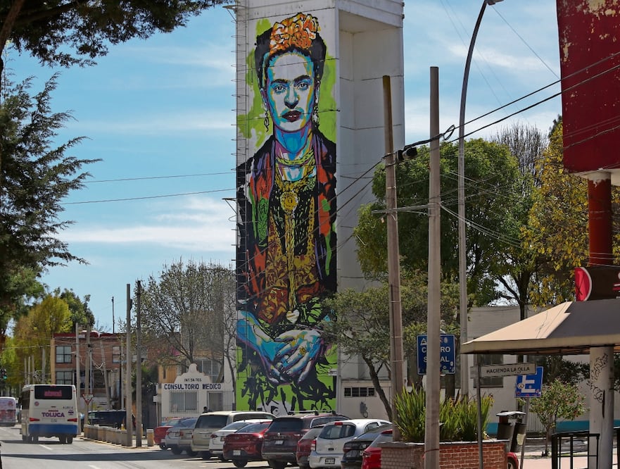Los murales llevarán códigos QR que contarán la historia del personaje o darán una explicación del por qué se realizó esa intervención, refirió el alcalde. Foto: JORGE ALVARADO. EL UNIVERSAL