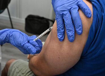 OPS logra acuerdo para distribuir vacunas contra la viruela del mono en América Latina