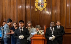 Último deseo de Alfredo Bryce Echenique; sus cenizas serán arrojadas al mar de La Punta