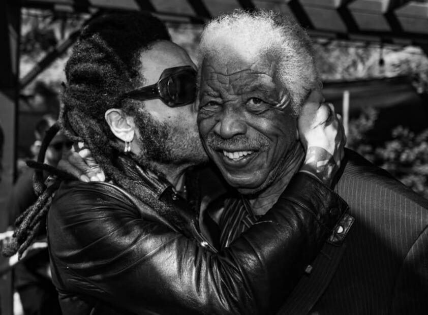 Lenny Kravitz despide con esta amorosa foto a Hal Williams, quien fue para el cantante como un padre.