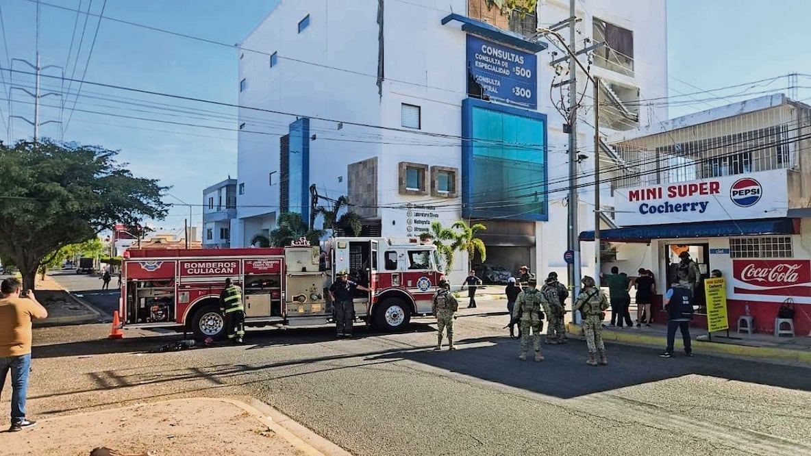 Una clínica médica privada, ubicada en la parte oriente de la capital del estado, fue atacada a balazos. Foto: Especial