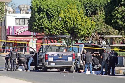 Emboscan y matan a 5 policías de Naupan