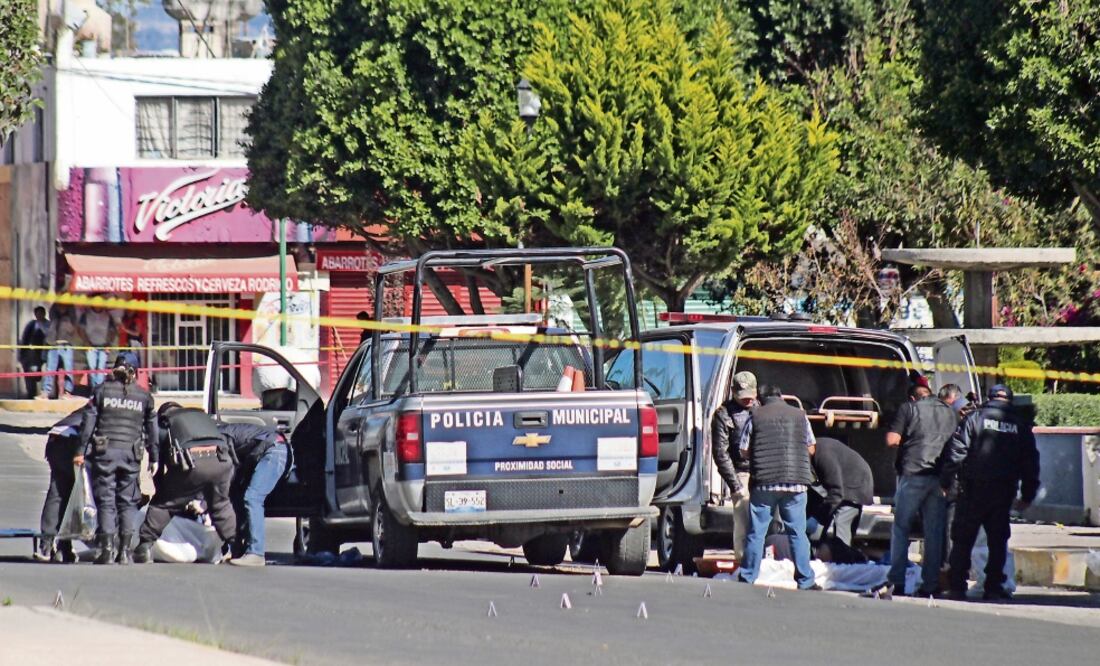 Hace ocho meses también fueron asesinados dos uniformados en calles del municipio de San Salvador el Verde. (ARCHIVO EL UNIVERSAL)