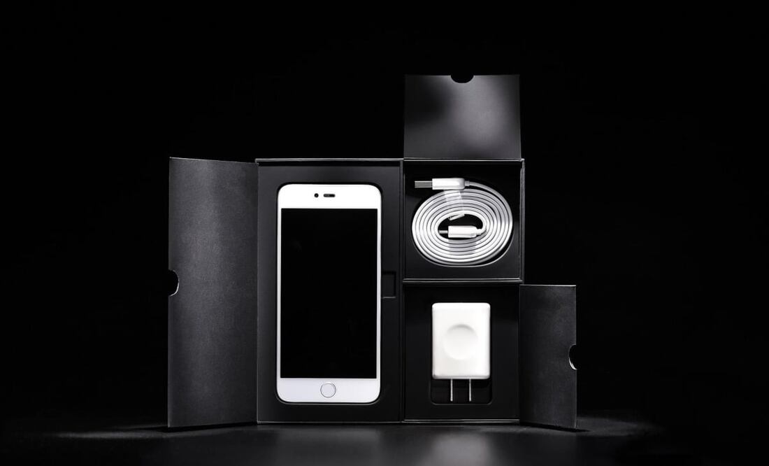 Conservar la caja de tu celular podría ser de ayuda si te lo llegan a robar. Foto: Pexels