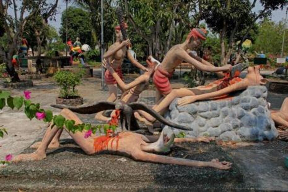 "Bienvenido al Infierno": el parque de las figuras terroríficas