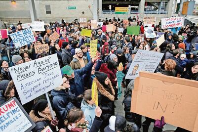 Caos e indignación por medidas migratorias 