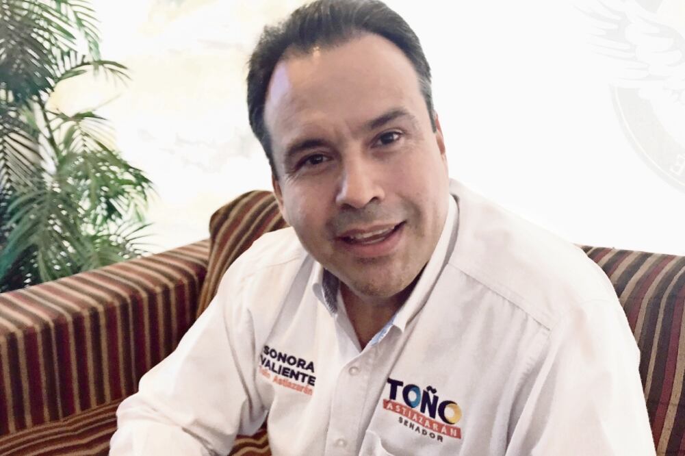 Antonio Astiazarán precisó que Energía Sonora no compró el aerogenerador con recursos federales, sino que el ayuntamiento de Puerto Peñasco licitó el proyecto. (AMALIA ESCOBAR. EL UNIVERSAL)