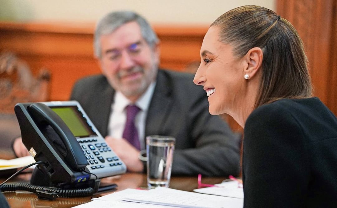 Claudia Sheinbaum intercambió puntos de vista sobre asuntos de la agenda bilateral con EU durante una llamada con Donald Trump. Foto: Especial