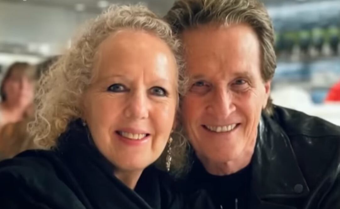 Emmanuel y su esposa Mercedes se casaron se casaron en 1981, en una ceremonia íntima y secreta realizada en Puerto Vallarta, tras seis años de noviazgo.