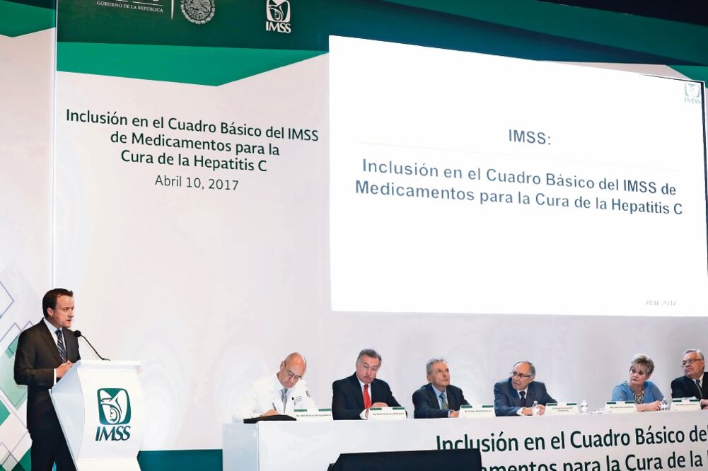 Mikel Arriola, director general del IMSS, resaltó que las medicinas se compraron a un precio 90% menor que en EU. (IVÁN STEPHENS. EL UNIVERSAL)